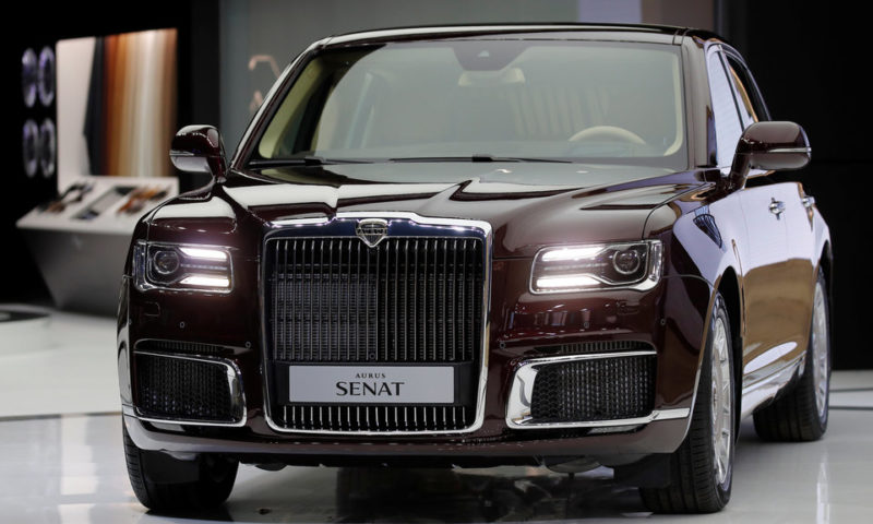 The Russian automaker that created Putin’s armored limo made a luxury version that rips off Mercedes and Rolls-Royce — take a look at the Frankenstein car