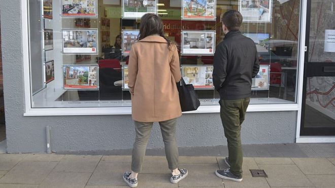 Young people with deposits still cannot buy homes