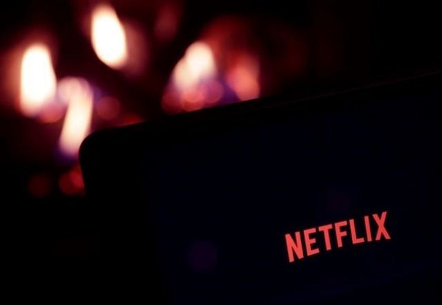 Netflix buys studio complex