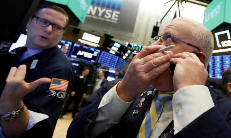 Energy Companies Lead US Stocks Lower After Oil Price Plunge