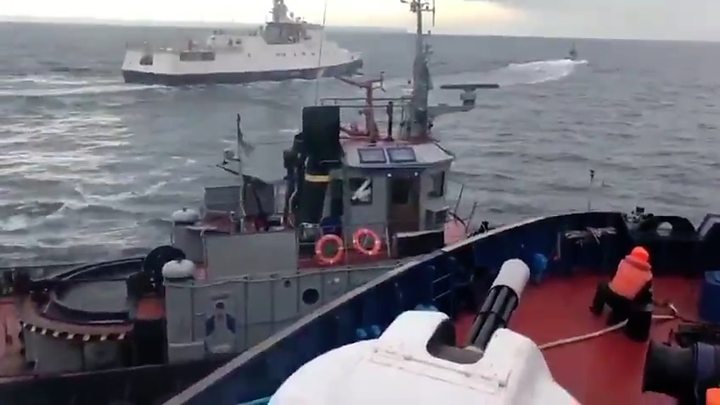 Russia-Ukraine tensions rise after Kerch Strait ship capture