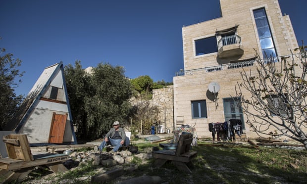 Airbnb denies U-turn on West Bank settlement bookings