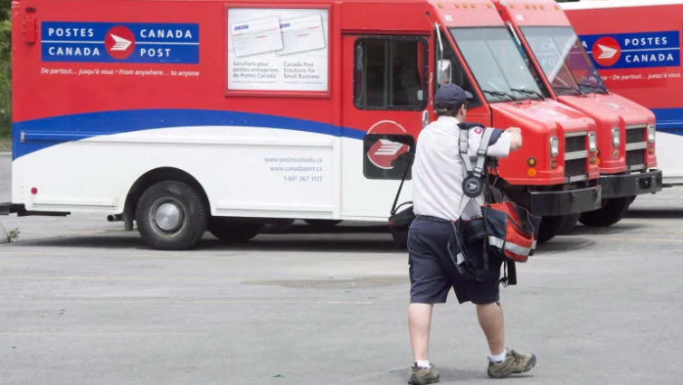 Canada Post union pitches low-income bank, greener tech. But critics ask, who pays the bill?