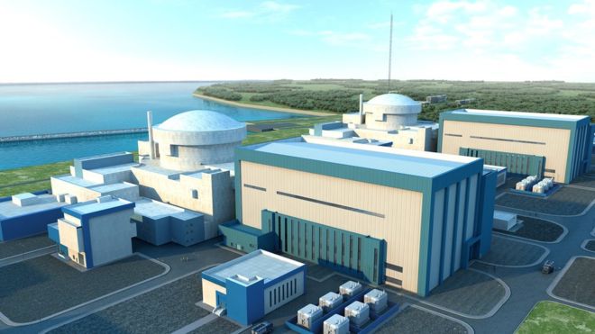 Rolls-Royce vies for UK nuclear role