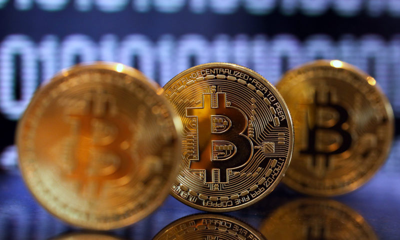 Bitcoin trades lower as ‘darker days still lie ahead,’ says analyst