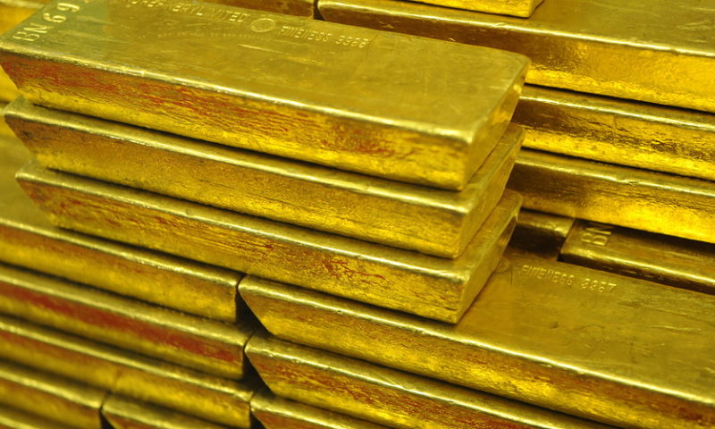 Gold posts longest streak of declines in almost 2 years