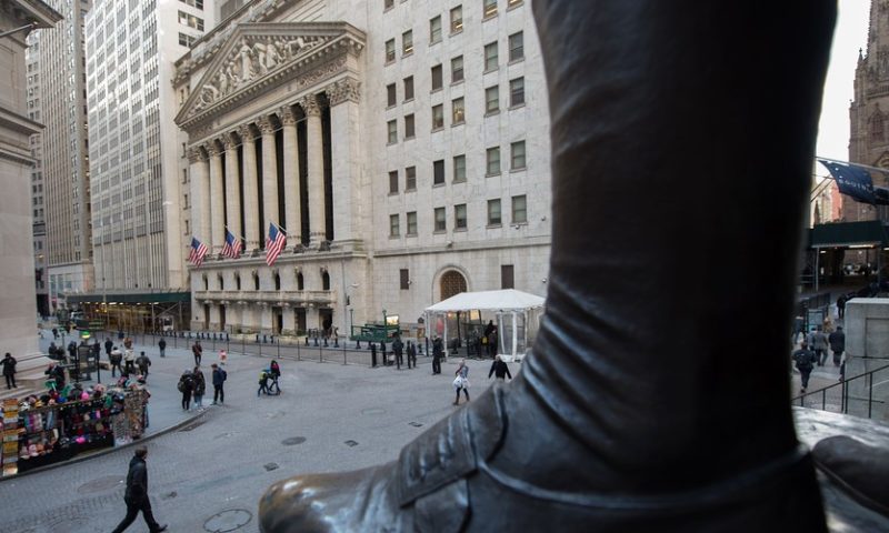 Stock market closes higher as tech shares rally