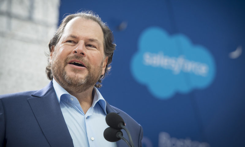 Salesforce earnings show investors have software ‘fatigue,’ says analyst