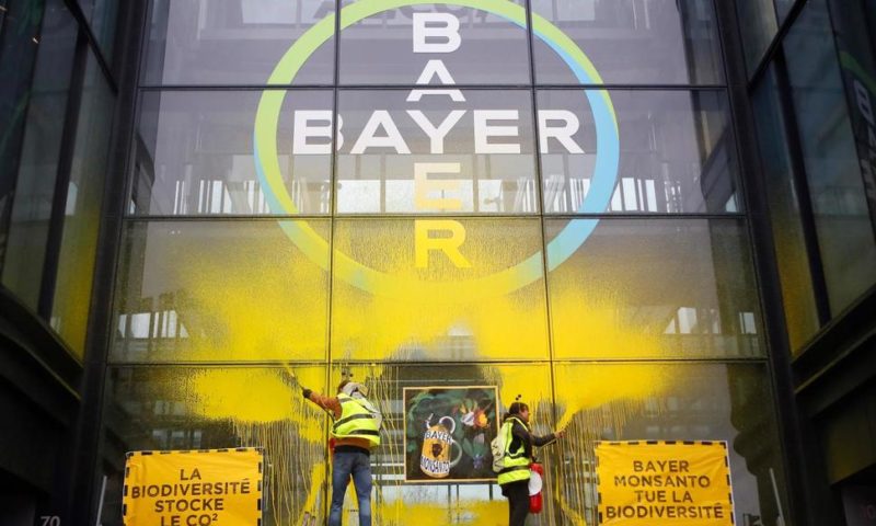 Shares in Germany’s Bayer Plunge on US Weed Killer Ruling