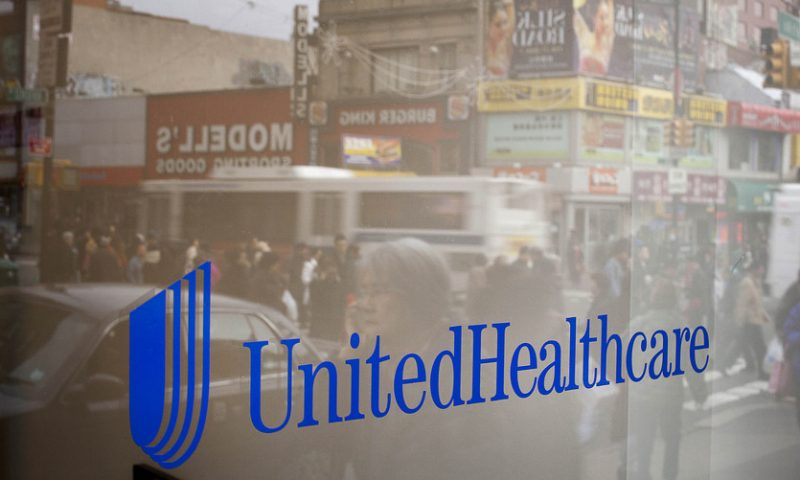 UnitedHealth stock falls despite earnings beat, signaling investor jitters over ‘Medicare for All’