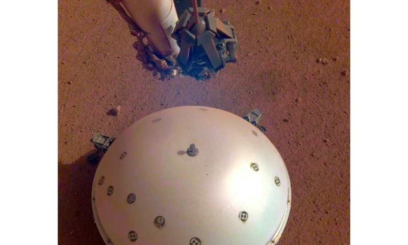 NASA’s Mars Lander Detects First ‘Marsquake’
