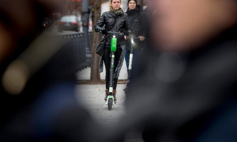 Electric Scooters Have Zipped by Docked Bikes in Popularity