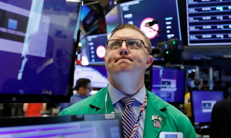 Stocks End Lower Ahead of US-China Trade War Deadline