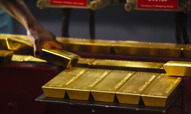 Gold drops, ending nine day rally