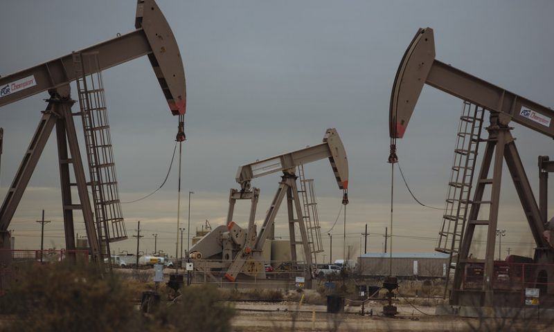 Oil prices settle at roughly 5-month low as data show U.S. supplies climbing