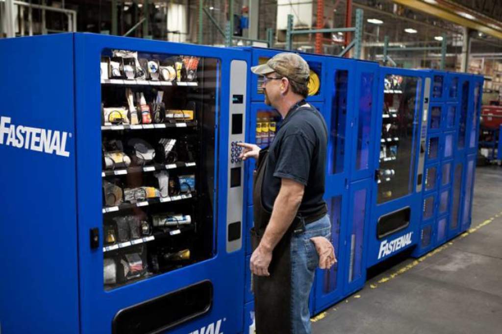 Equities Analysts Reduce Earnings Estimates for Fastenal (FAST