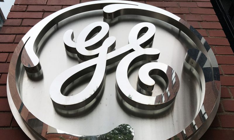 GE stock swings back to gains in wake of earnings and free cash flow beats, raised outlook