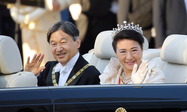 Japan’s new emperor greeted by thousands during rare parade