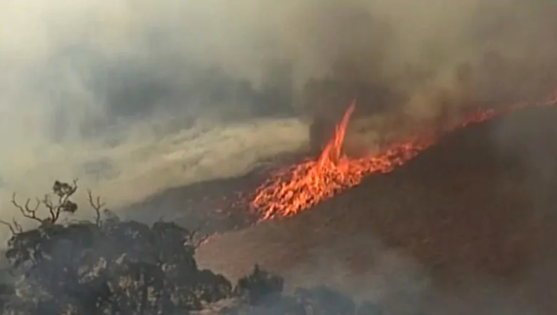 Wildfire-ravaged areas of Australia get holiday relief, but oppressive conditions to return