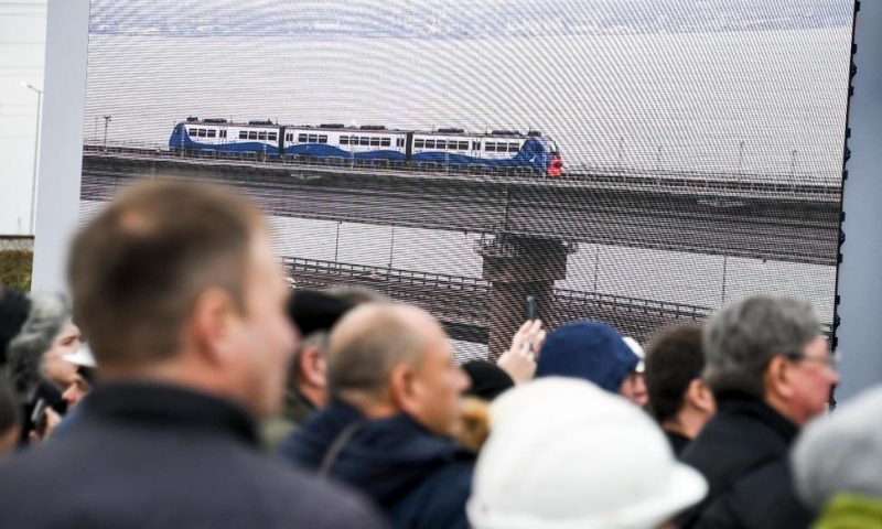 Putin Opens Railway Bridge to Crimea