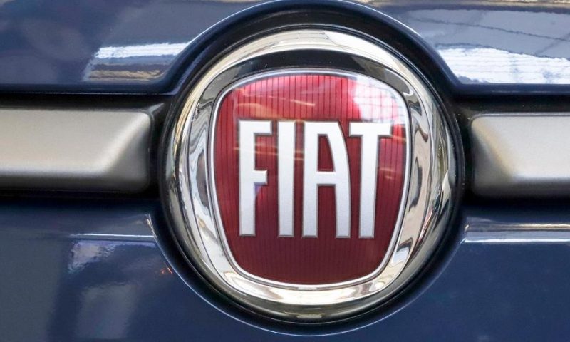 Fiat Chrysler, Auto Union Reach Tentative Deal on Contract
