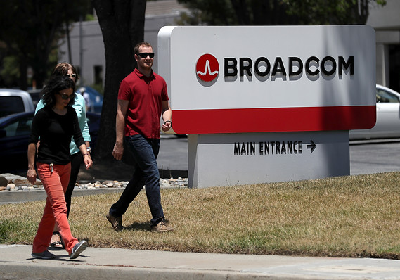 Broadcom stock wobbles after in-line earnings report