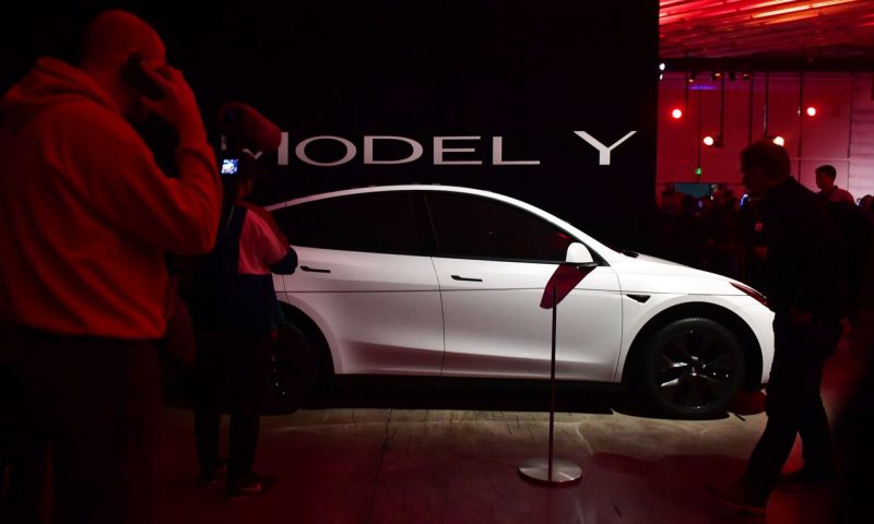 Tesla’s stock powers up to a record as Wedbush analyst raises bull-case target to $1,000