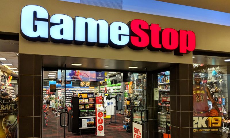 GameStop stock falls to extend last week’s record selloff, as trading volume drops off