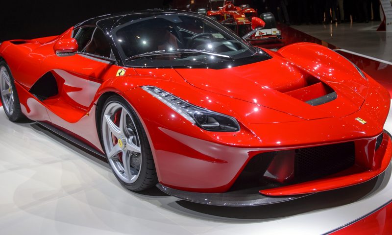 Ferrari proposes dividend distribution