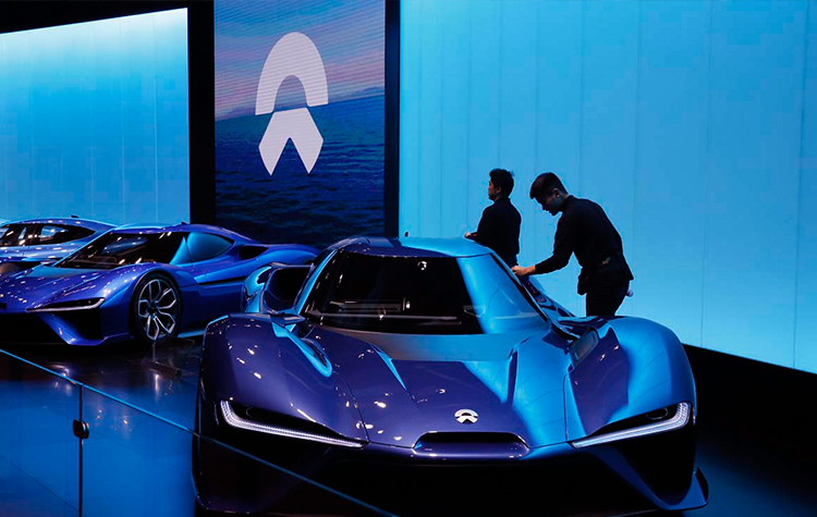 NIO Inc. ADR underperforms Monday when compared to competitors