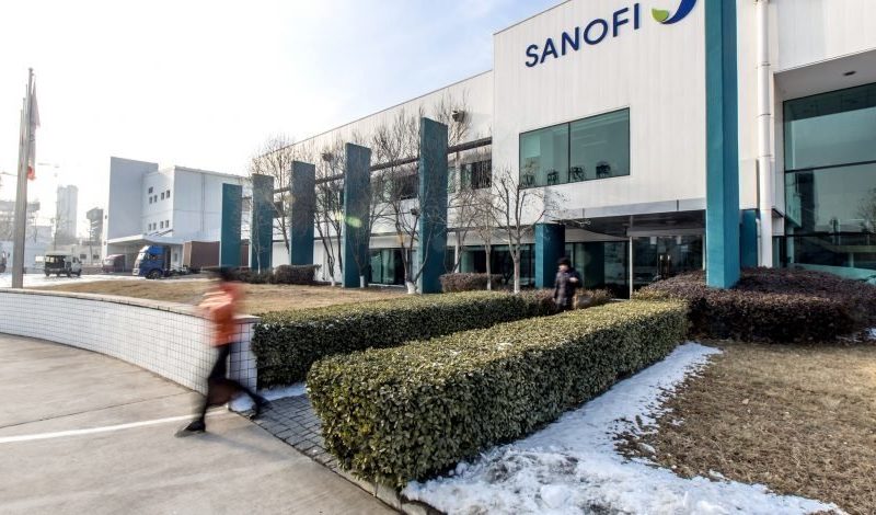 Sanofi starts off ‘pipeline-in-a-product’ rilzabrutinib in rare skin disease, but eyes bigger prize