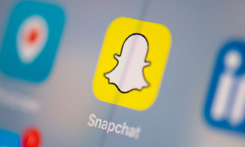 Snap shares rise 6% on better-than-expected sales, earnings
