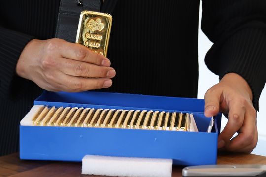 Why gold is headed for the largest monthly gain since July