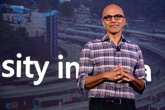 Microsoft CEO sells half his stake in company