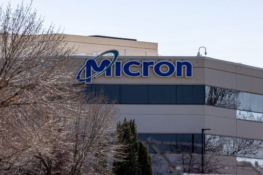 Micron stock’s roller-coaster ride surges toward a new peak