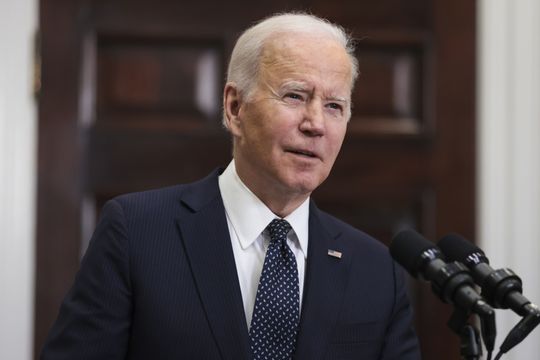 Stock futures reverse early losses after Biden, Putin agree ‘in principle’ to summit