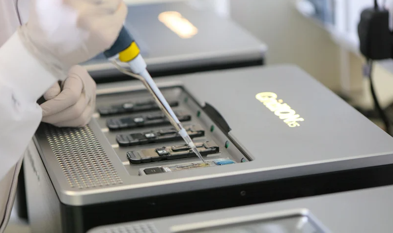 Oxford Nanopore clocks 17% revenue boost in 2021 despite major COVID testing drop-off