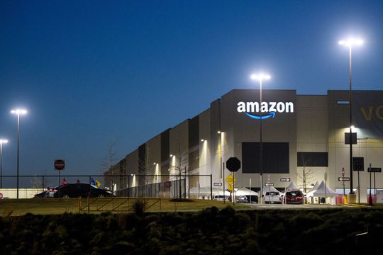 Despite focus on Amazon worker issues, no shareholder proposals approved