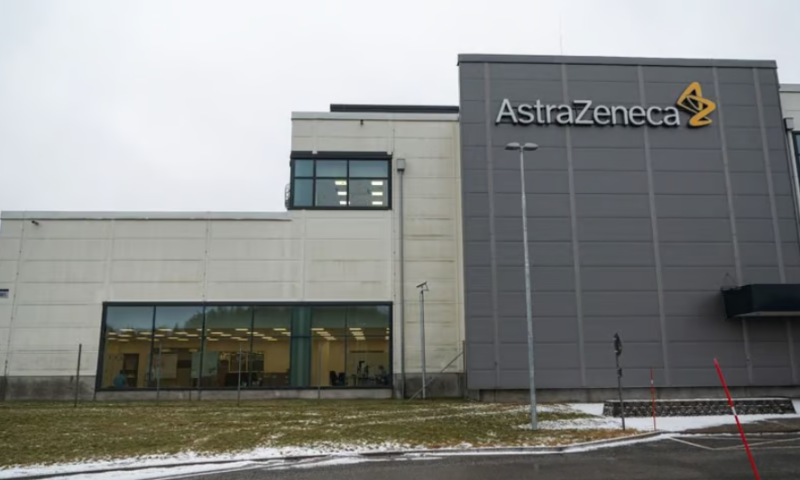 AstraZeneca forges deeper into cell therapies with $200M takeover of solid tumor TCR biotech