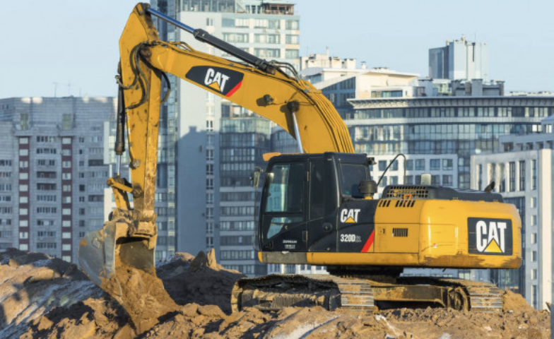 Caterpillar stock gains again, and is by far the Dow’s best performer in June