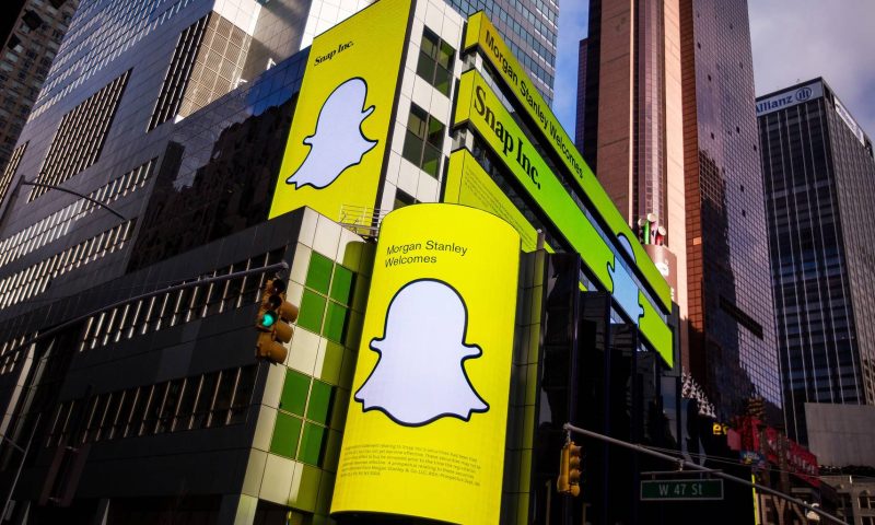 Snap stock flies toward longest winning streak in 3 years