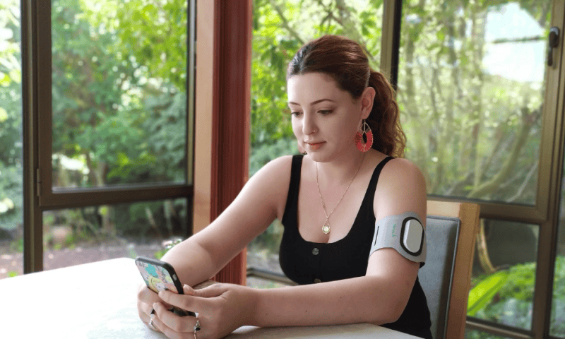 Theranica eyes EU launch with updated CE mark for migraine-easing wearable