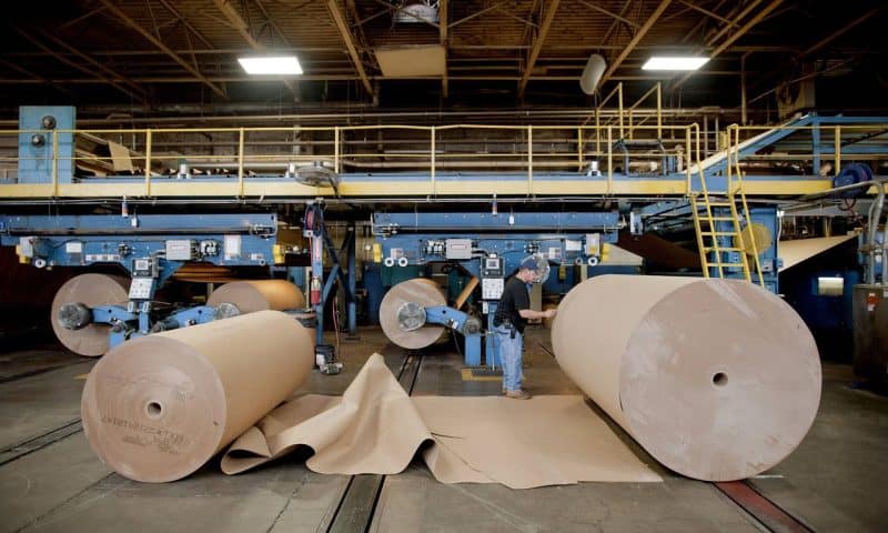 International Paper Co. stock falls Friday, underperforms market