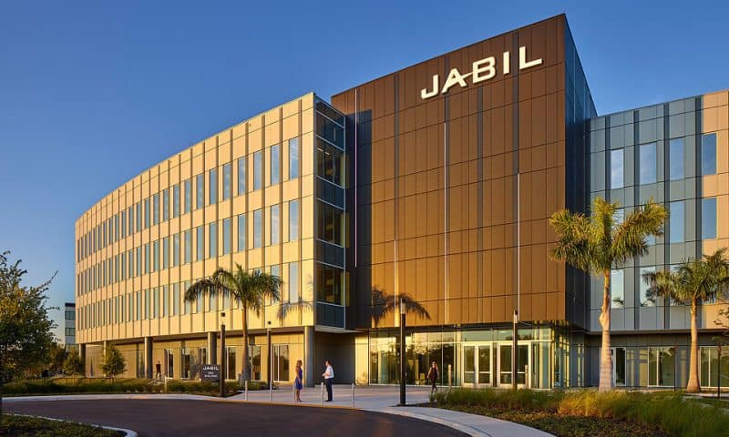 Jabil shares drop 9% on guidance cut