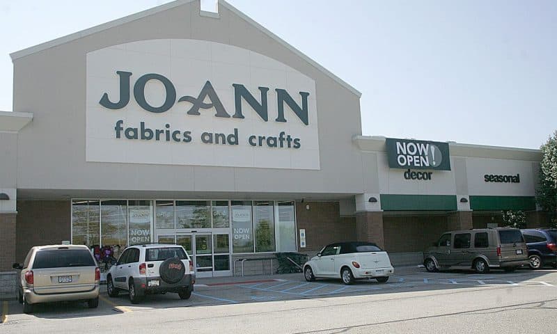 Joann 3Q Loss Widens As Sales Slump