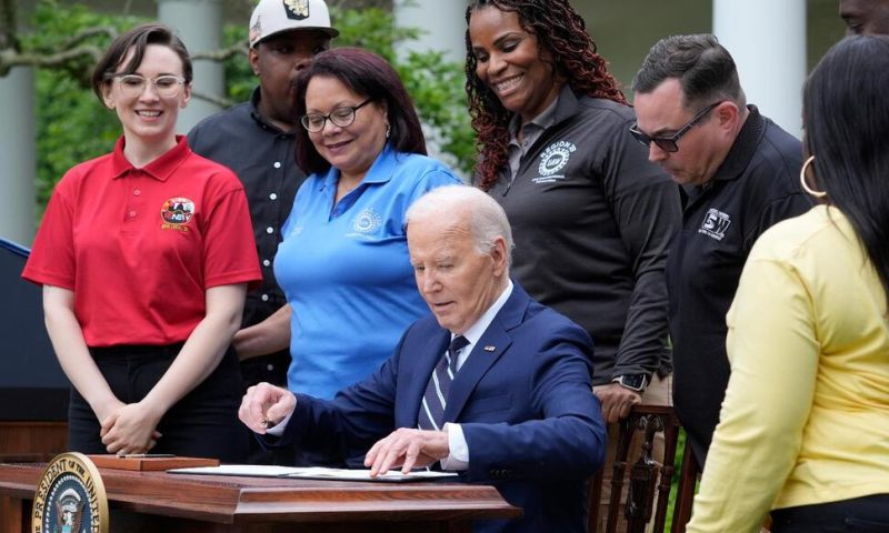 Biden Hikes Tariffs on Chinese EVs, Solar Cells, Steel, Aluminum — and Snipes at Trump