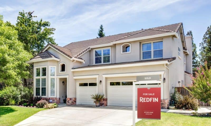 Redfin Shares Rise After Report on Existing Home Sales and Supply