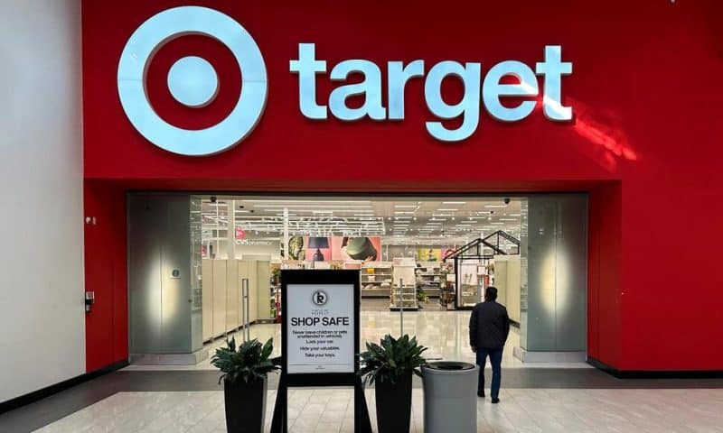 A Tale of Two Retailers: Target Reverses Sales Slump While Macy’s Reports Another Quarterly Decline