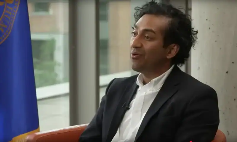 FDA’s Prasad Weathers Personal Controversy, Internal Strife Amid Moderna Imbroglio