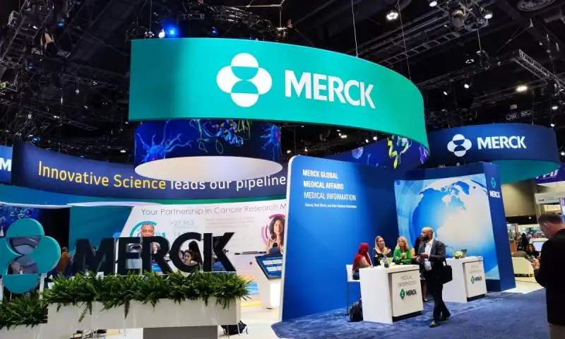 Merck’s early PD-1/VEGF data competitive in lung cancer, but Summit ‘Looms Large’